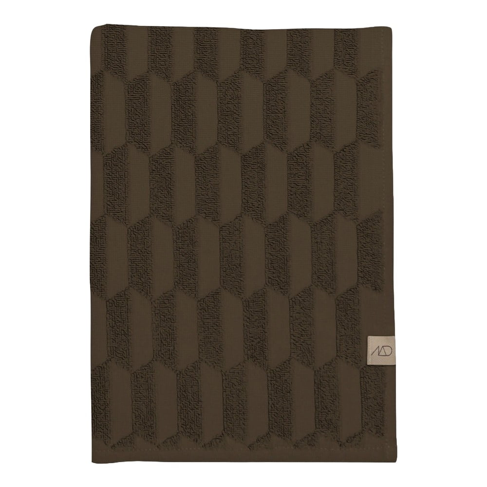 Sötétbarna pamut törölköző 50x95 cm Geo – Mette Ditmer Denmark