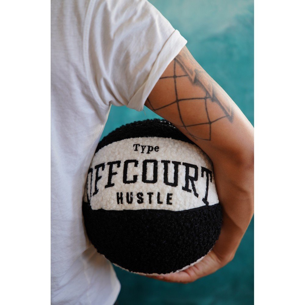 Buklé díszpárna ø 25 cm Basketball – Mioli Decor