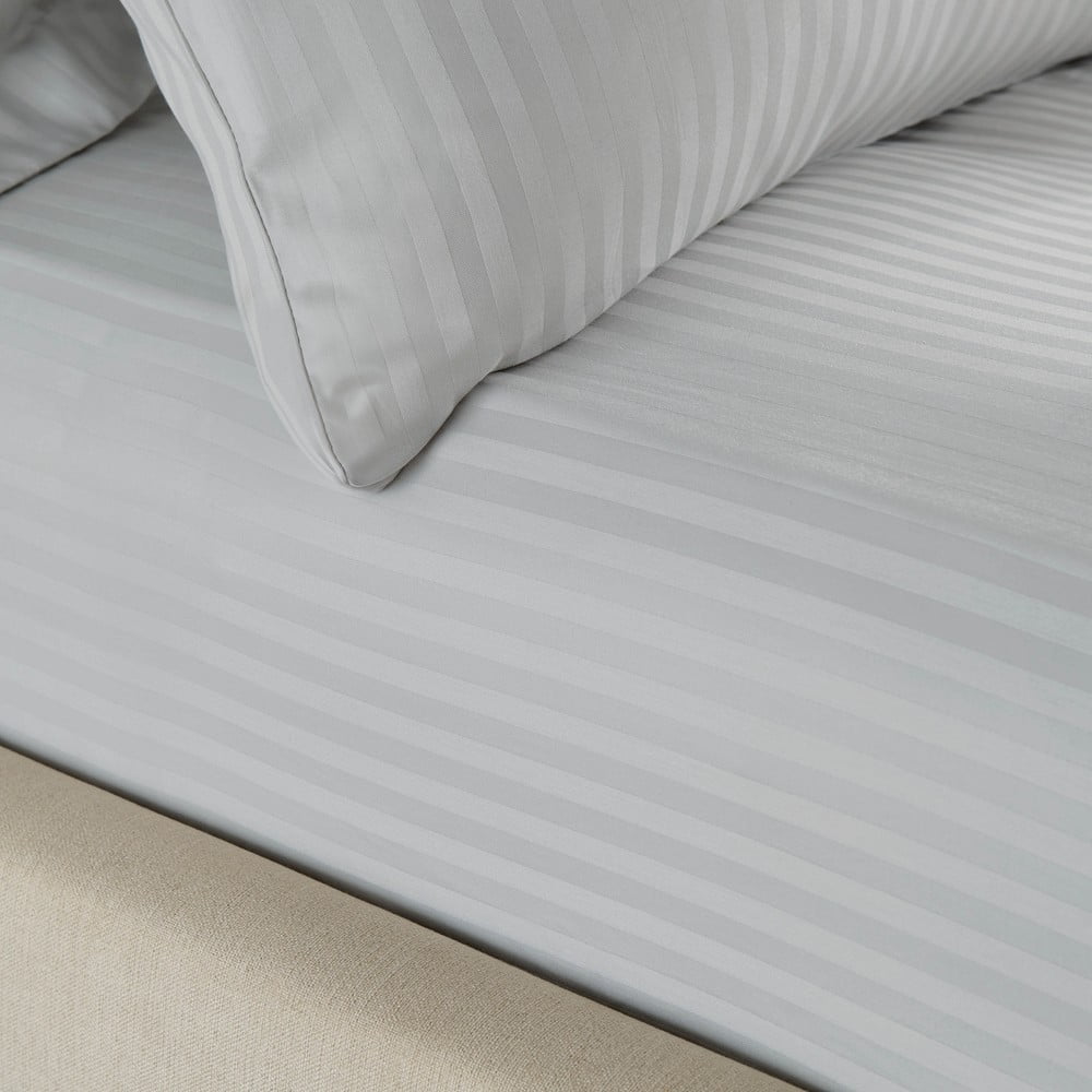 Szürke gumis lepedő 90x190 cm Satin Stripe - Catherine Lansfield