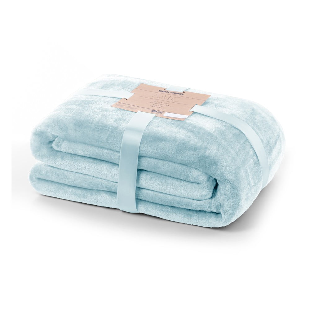 Mic világoskék takaró