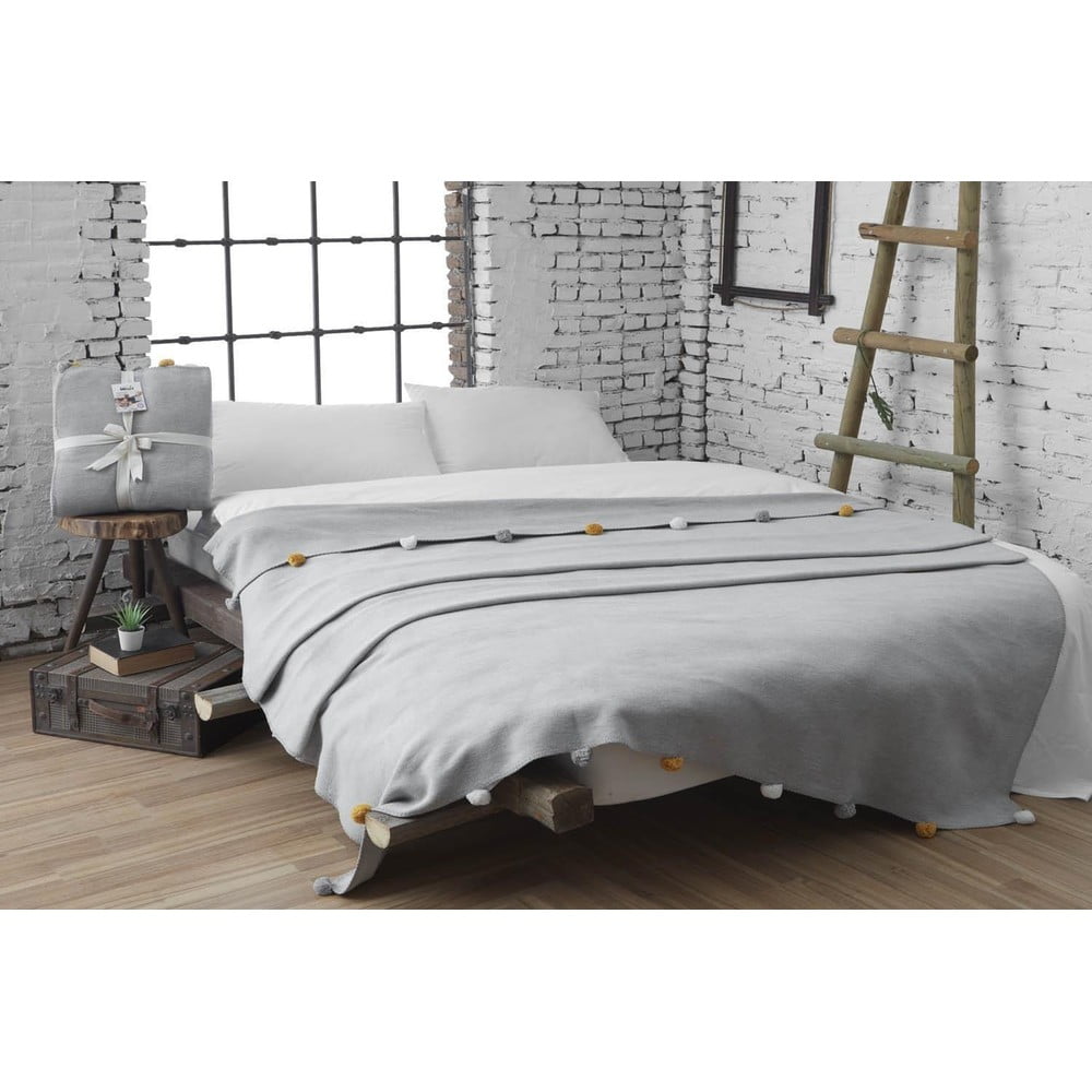 Szürke fleece ágytakaró 200x220 cm Pom Pom – Mijolnir